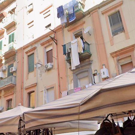 Market House Napoli Luaran gambar